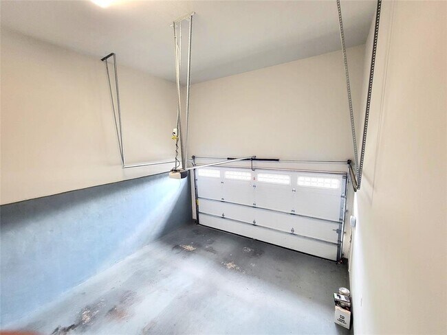 Building Photo - 601 C-Bar Ranch Trl