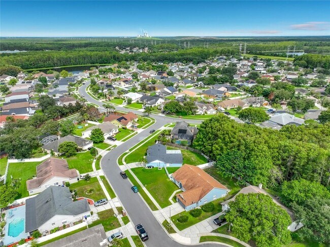 Building Photo - 3020 Hartland Ct