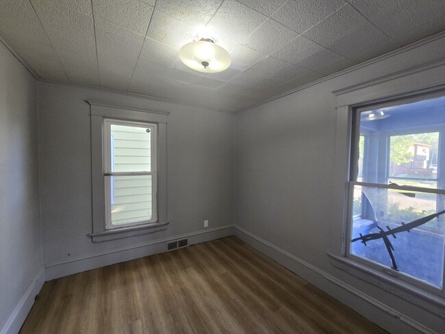 Building Photo - 206 Baltimore St