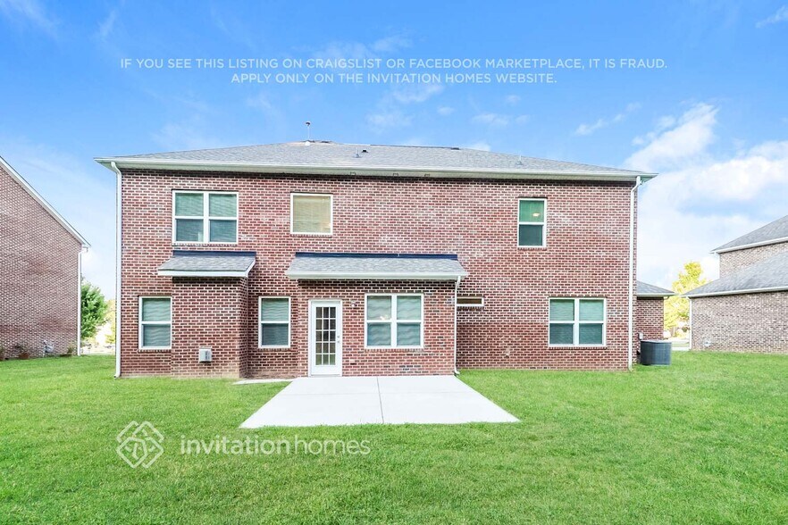 Building Photo - 11350 Cedarvale Farm Pkwy