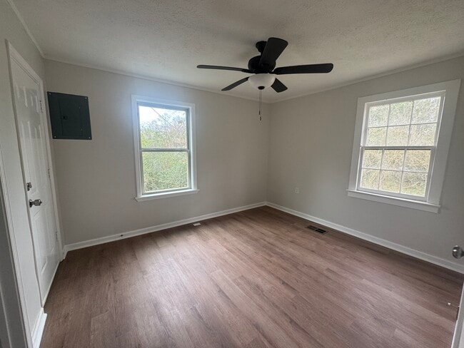 Building Photo - 3487 Jack Johnson Rd