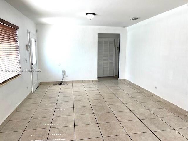 Building Photo - 500 SW 51st Ave