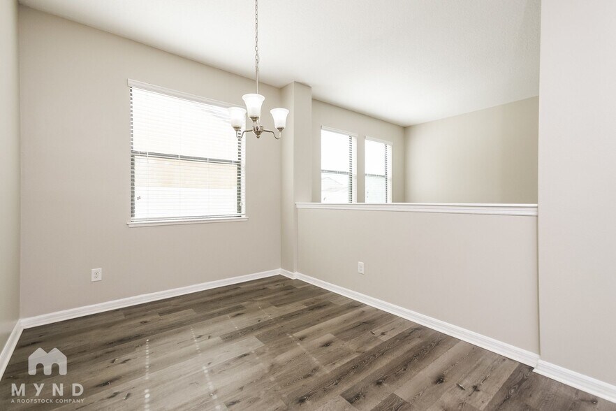 Building Photo - 4592 Sandhurst St