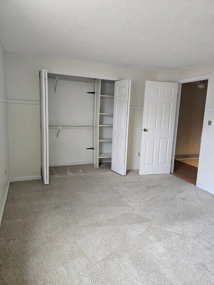 Building Photo - 7951 Sunset Cove Dr