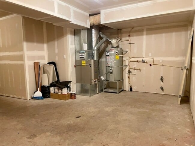 Building Photo - Beautiful 3 Bed 2.5 Bath Townhome in Talus...