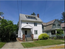 Building Photo - 1482 Spring Garden Ave
