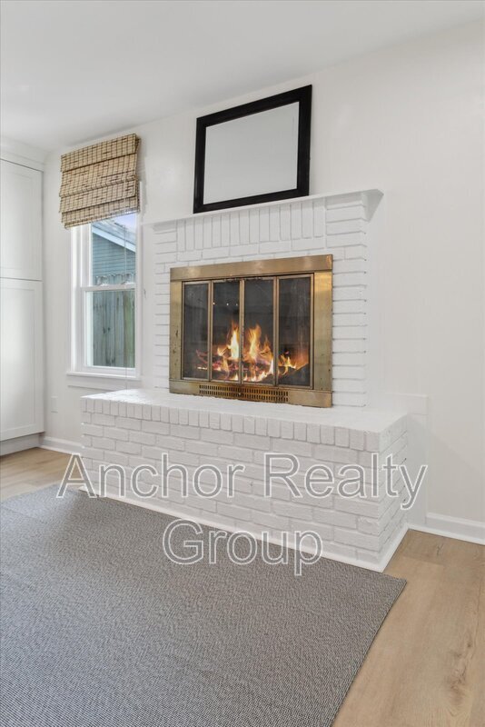 Building Photo - 630 Orangewood Dr