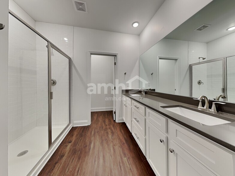 Building Photo - 4977 Pebble Bridge Wy