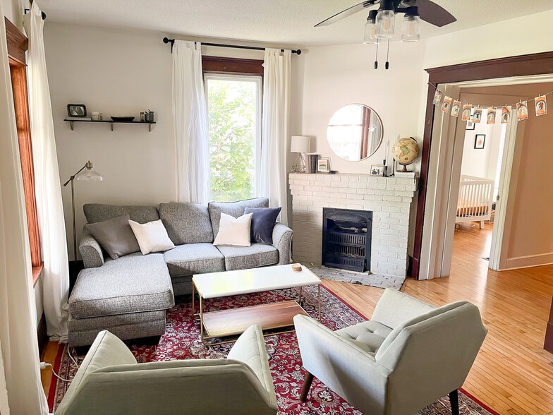 Building Photo - 3148 Columbus Ave