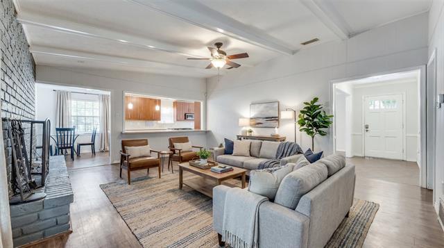 Building Photo - 3227 Rolling Knoll Dr