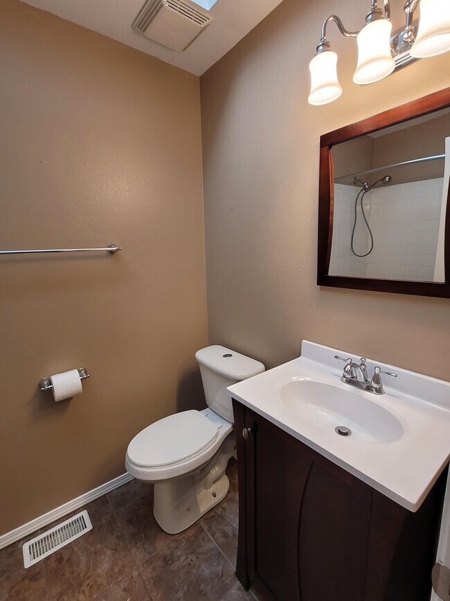 Building Photo - 5280 Mule Deer Dr