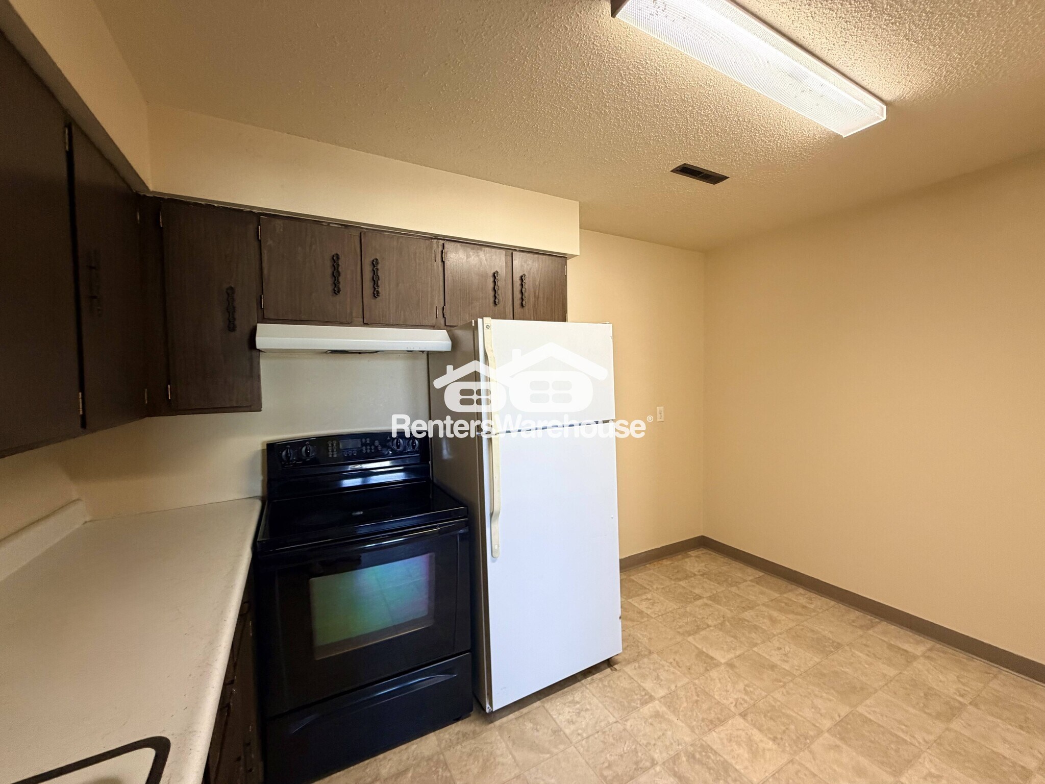 Building Photo - 303 S Madison St