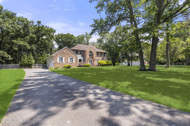 Building Photo - 1244 Hickory St