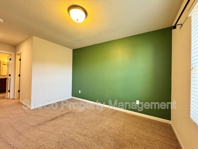 Building Photo - 10010 NW Bartlett Loop