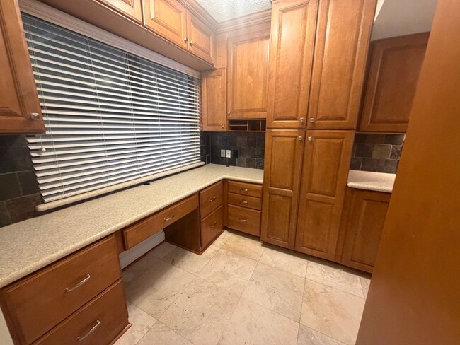 Building Photo - Ocean Front Condo Rental