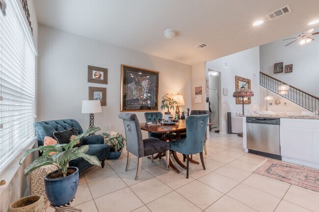 Building Photo - 1124 La Conterra Blvd