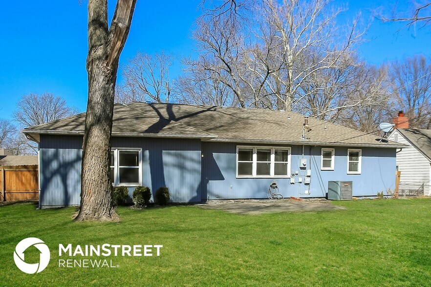 Building Photo - 7625 W 95th Terrace