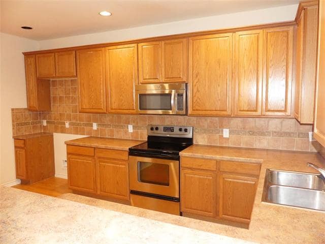 Building Photo - 6200 Texana Way