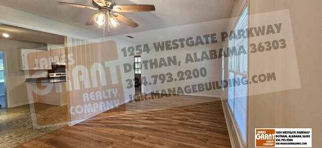 Building Photo - 1511 Shrewsbury Dr