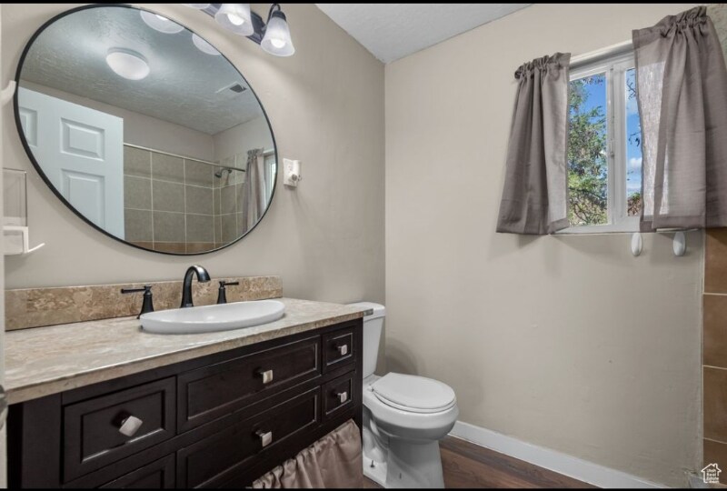 Building Photo - 57 N Center St