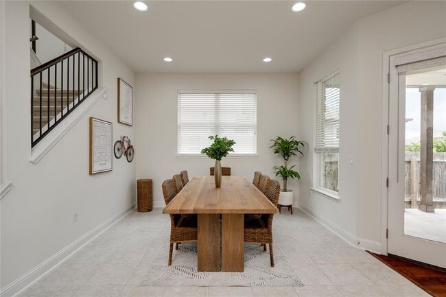 Building Photo - 7107 Calpe Dr