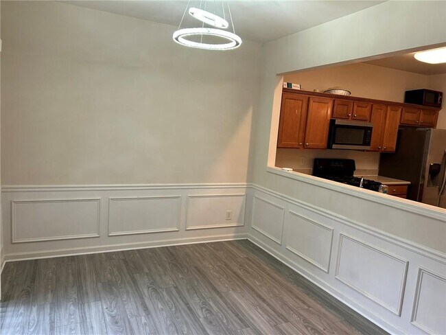 Building Photo - 2063 Hailston Dr NW