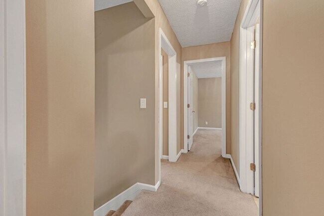 Building Photo - Awesome 3BR/2BA home near Percy Priest!