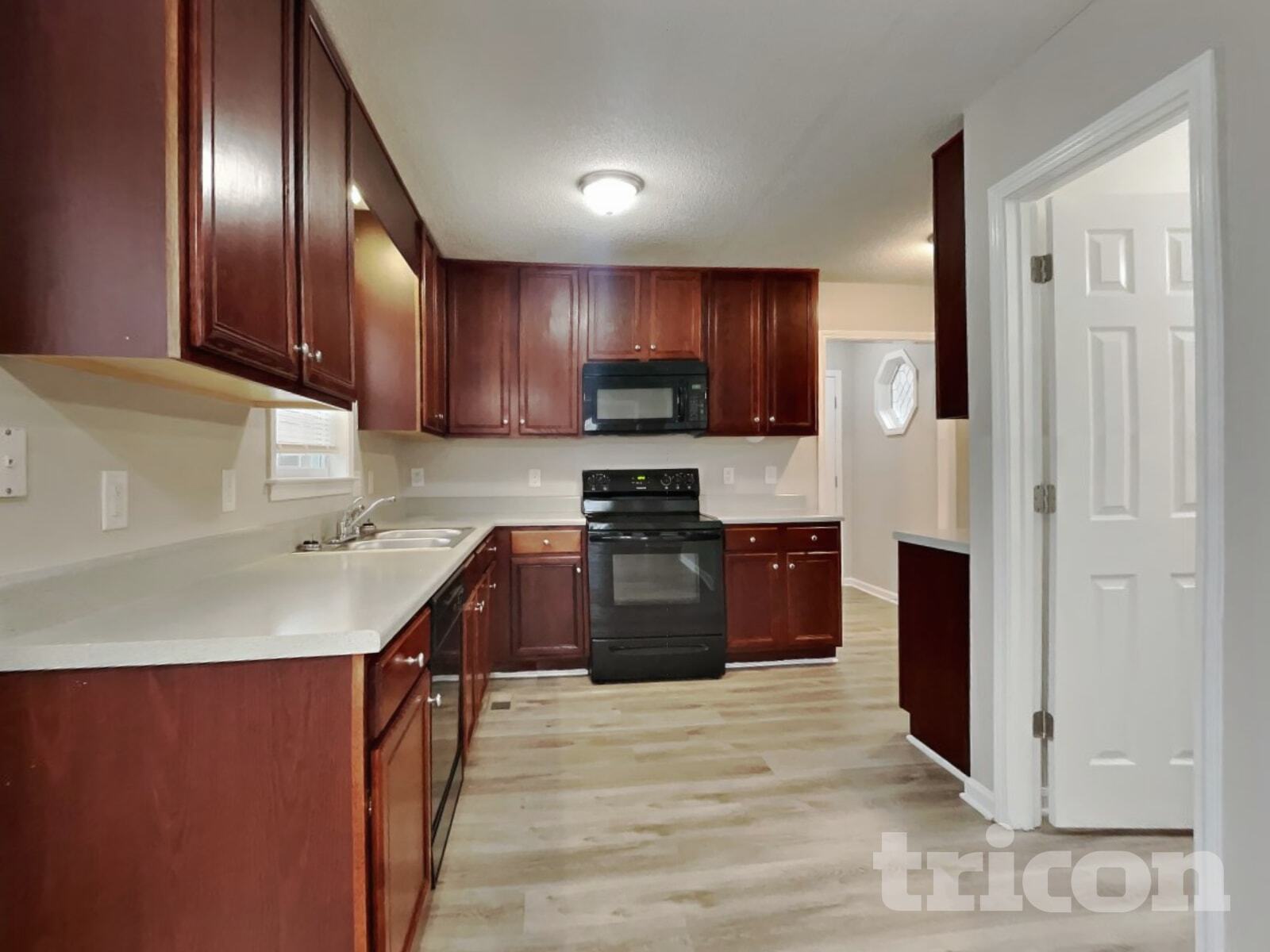 Building Photo - 4 Stratus Ln