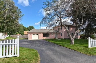 Building Photo - 185 June St