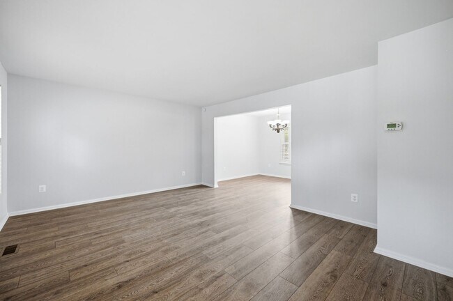Building Photo - 10609 Oxford Ct