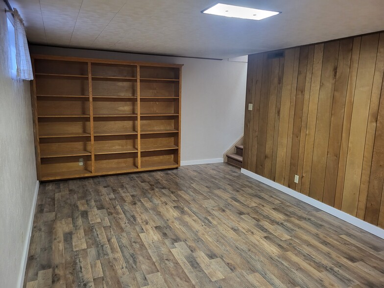 Basement rec room - 1909 Collier Ave