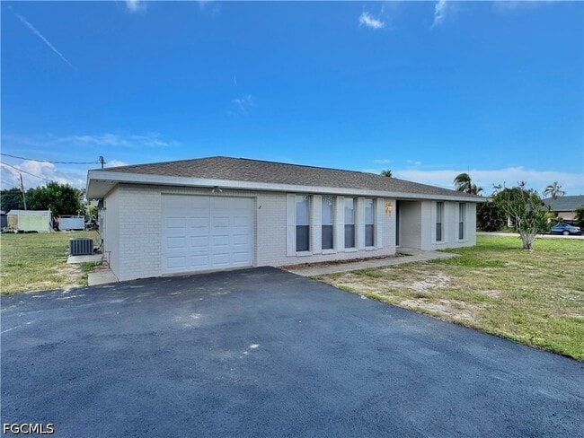 Building Photo - 7346 Captiva Blvd