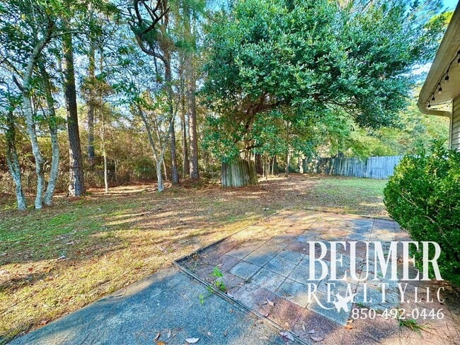 Building Photo - 6 mo Lease Charming Home with Spacious Backyard and Modern Upgrades Near NAS Pensacola