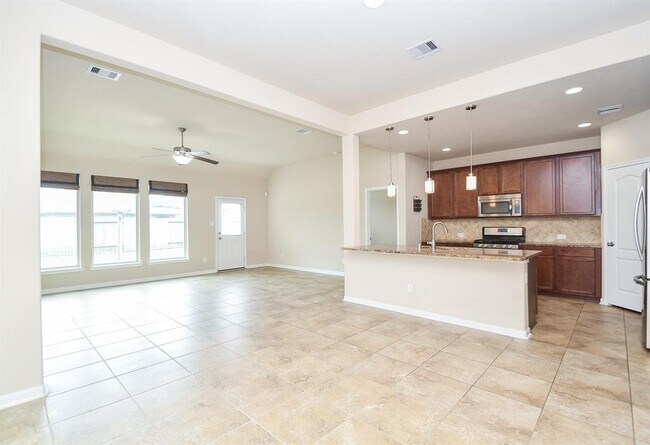 Building Photo - 20707 Waterfall Rain Ct