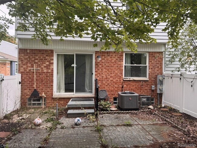 Building Photo - 24840 Olde Orchard St