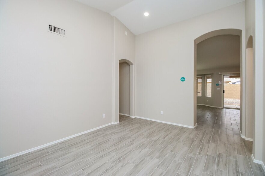 Building Photo - 1815 E Ironwood Dr
