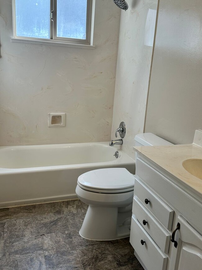 Building Photo - Nice home in South Livermore