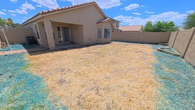 Building Photo - 1744 Maddison Cir