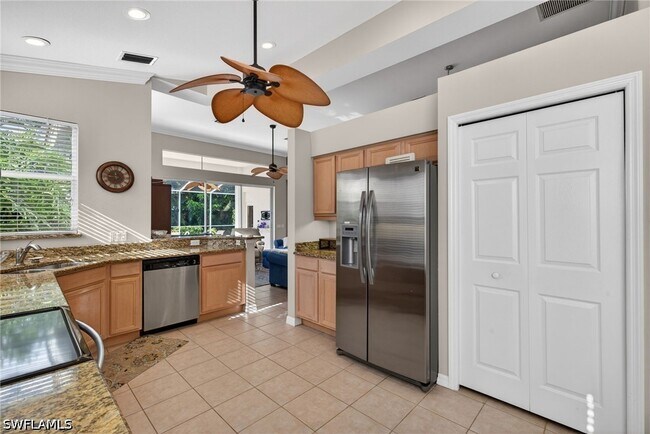 Building Photo - 1789 Winding Oaks Way