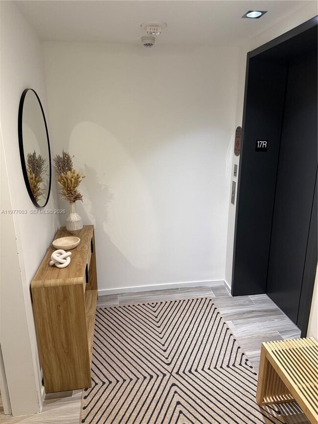 Building Photo - 801 S Miami Ave