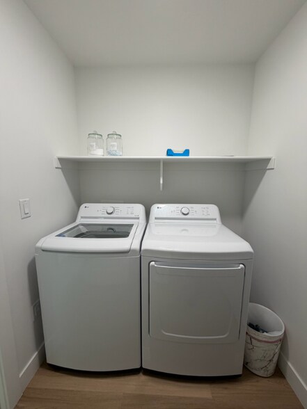 Building Photo - 256 W 710 N