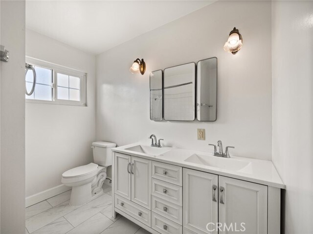 Building Photo - 5302 W Avenue L2 Ave