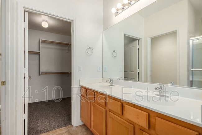 Building Photo - 34808 N Barzona Trail
