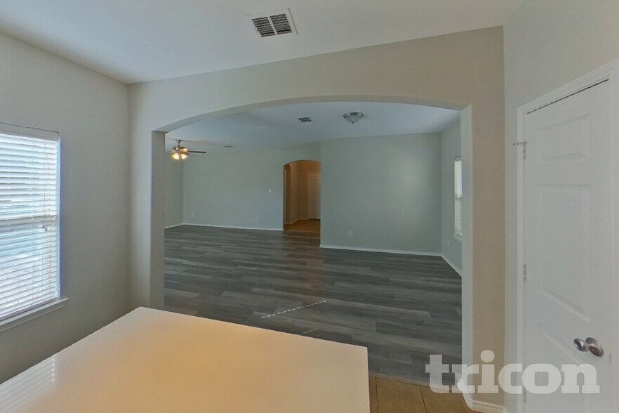 Building Photo - 1228 Sweetgum Dr