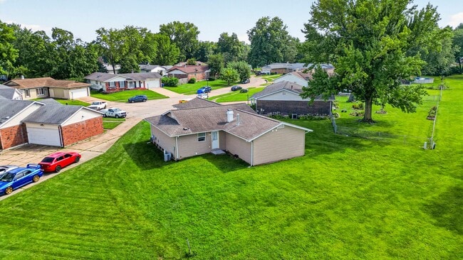 Building Photo - 3689 Whispering Woods Dr