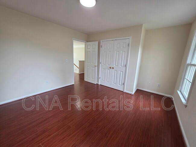 Building Photo - 1713 Paramore Pl NE