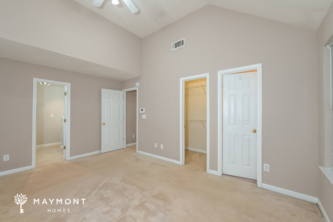 Building Photo - Charming 3-Bedroom Home
