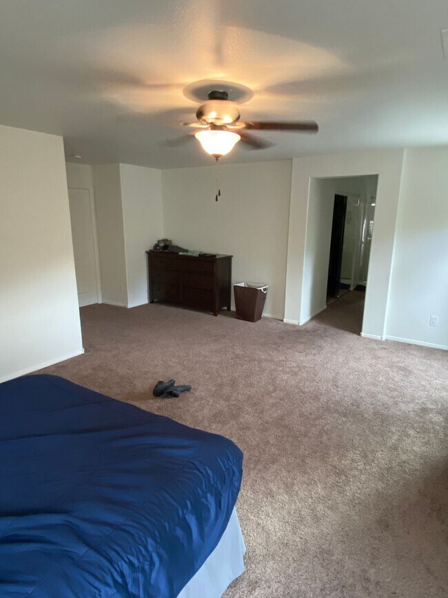 Building Photo - *COMING SOON* LAS VEGAS TWO STORY HOME WITH  4 BEDROOMS!!