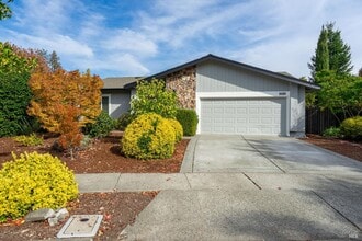 Building Photo - 4248 Leafwood Cir E