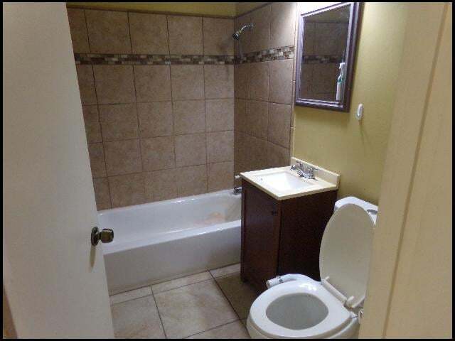 Building Photo - 1217 Look St